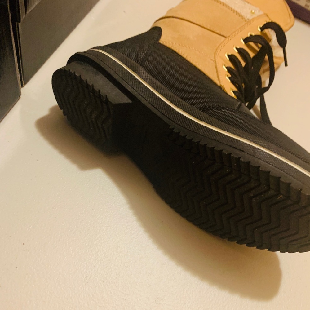 Winter boots - Picture 9 of 16